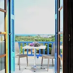 Ariadne House *